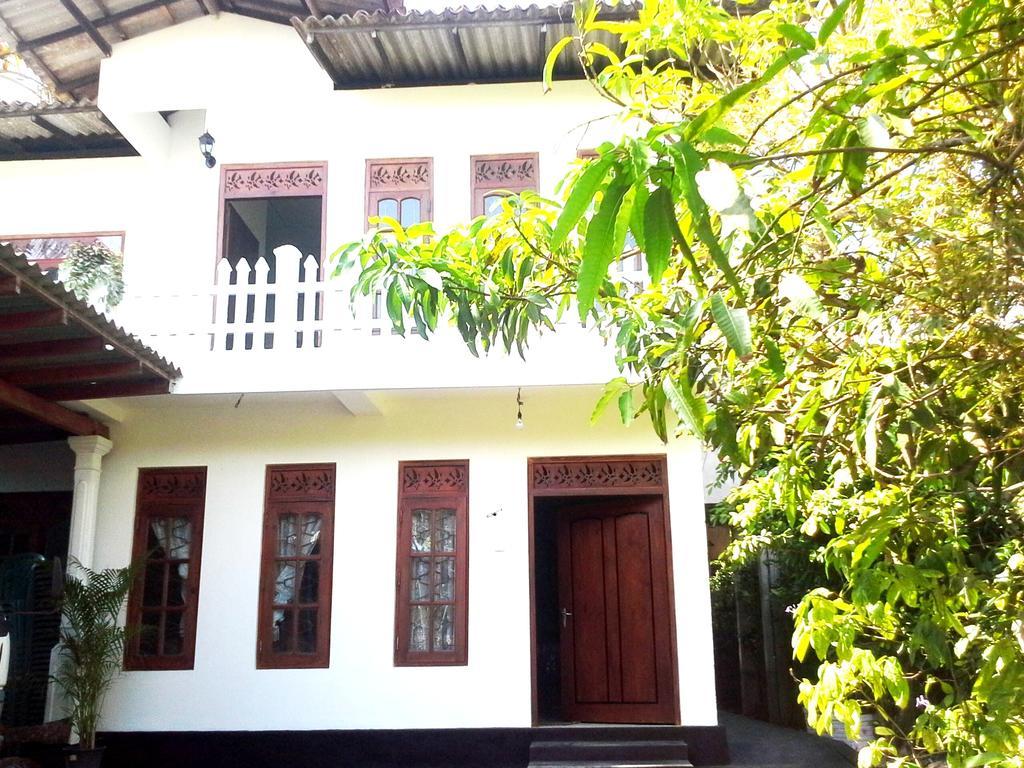Sunstyle Mirissa Guest House Exterior foto